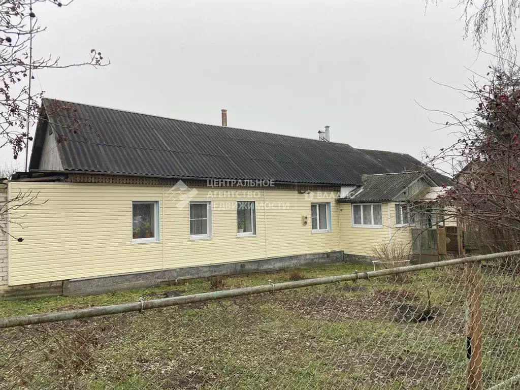 Дом в Рязанская область, Скопинский муниципальный округ, с. Пупки ул. ... - Фото 1