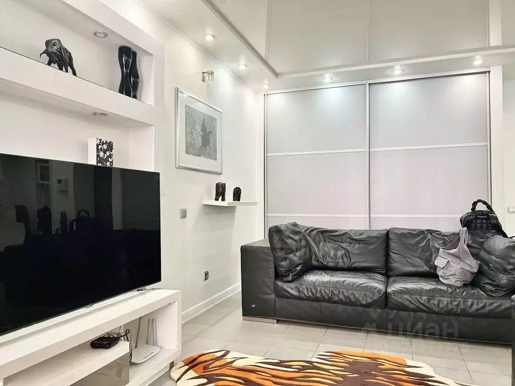 3-к кв. Самарская область, Самара ул. Алексея Толстого, 26 (100.0 м) - Фото 1