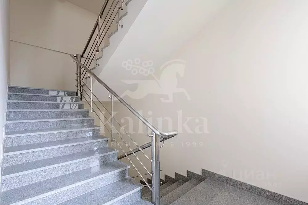 5-к кв. Москва ул. Архитектора Власова, 6 (386.8 м) - Фото 1