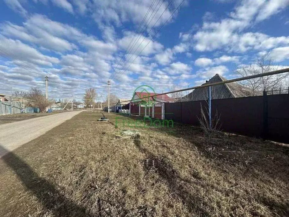 Участок в Белгородская область, Корочанский район, Ломовское с/пос, с. ... - Фото 1