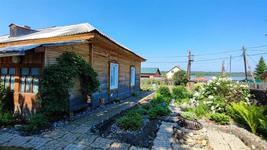 Дом в Томская область, Шегарский район, д. Оськино ул. Центральная, 15 ... - Фото 0