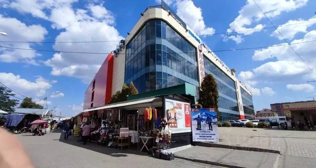 Торговая площадь в Карачаево-Черкесия, Черкесск Кавказская ул., 37 ... - Фото 1