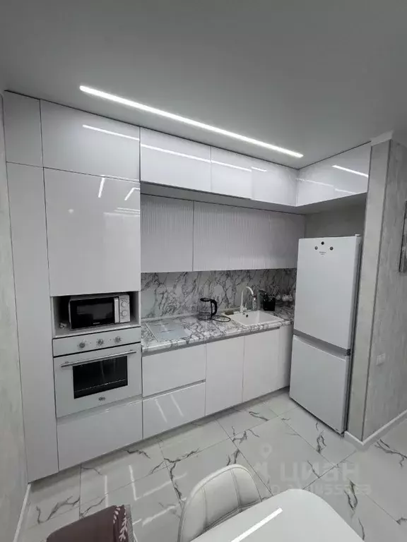 3-к кв. Астраханская область, Астрахань ул. Бехтерева, 2А (60.0 м) - Фото 1