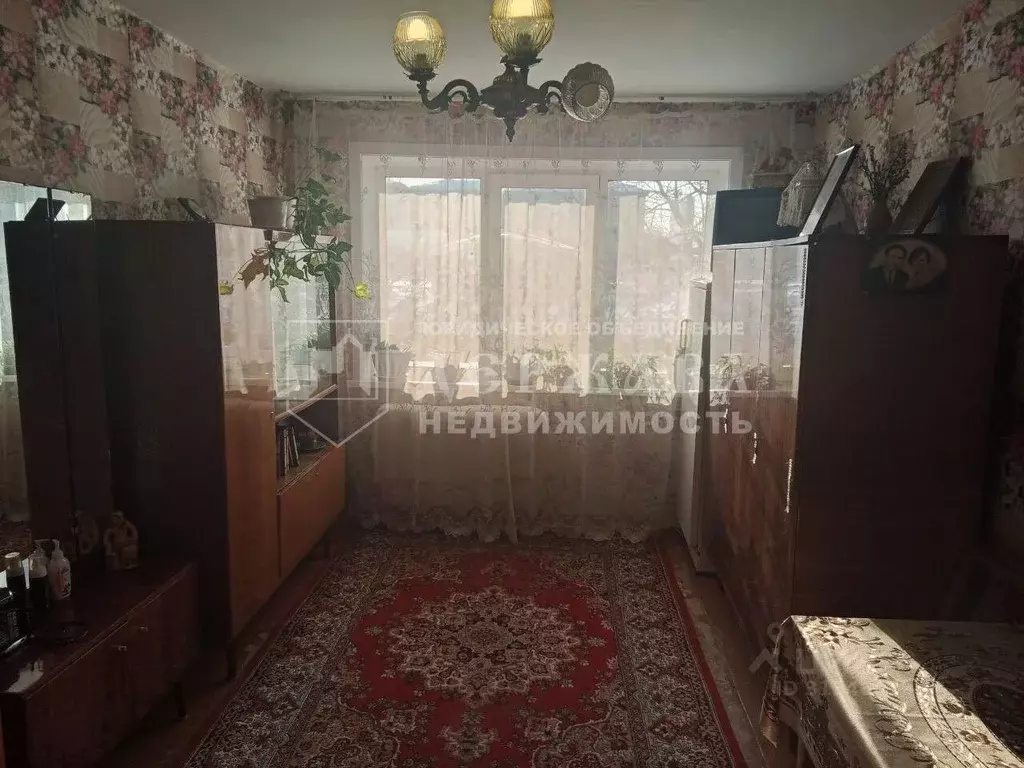 2-к кв. Кемеровская область, Междуреченск Кузнецкая ул., 26 (43.5 м) - Фото 0