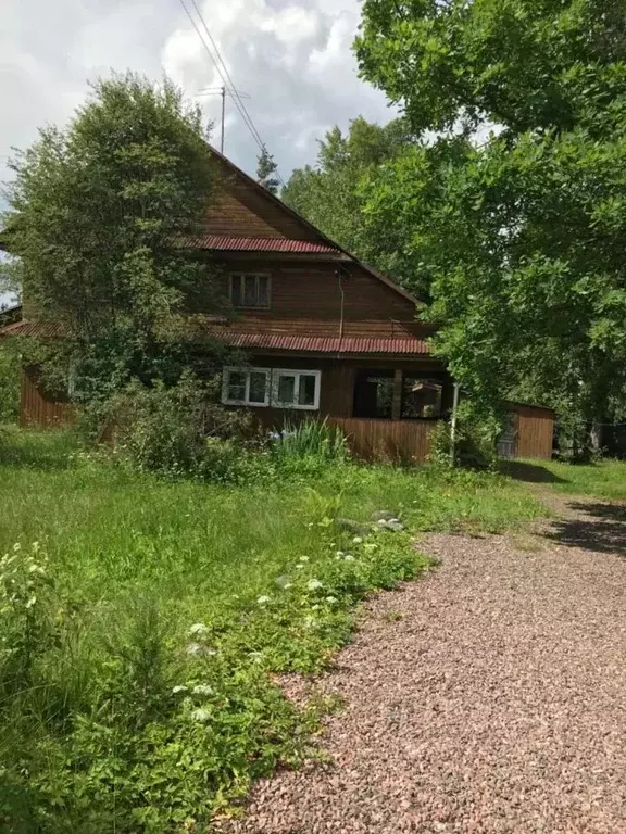 Дом в Ленинградская область, Выборгский район, Рощино городской ... - Фото 1