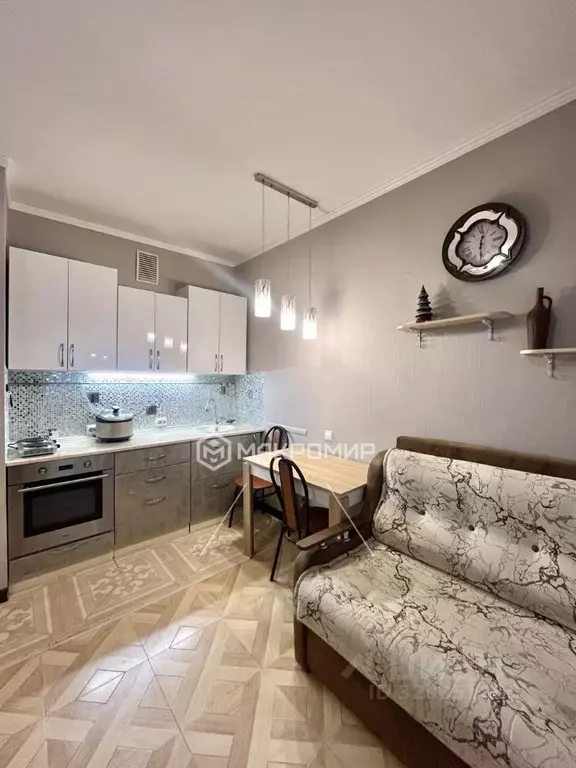 Студия Ленинградская область, Кировск Набережная ул., 19 (26.6 м) - Фото 1