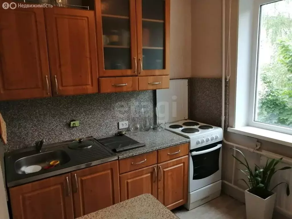 1-комнатная квартира: Петрозаводск, улица Генерала Фролова, 4 (37 м) - Фото 0