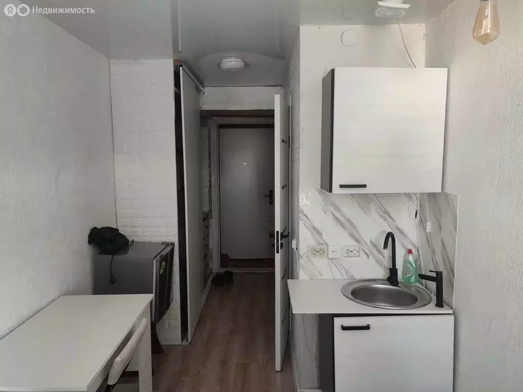 1к в -комнатной квартире (18 м) - Фото 1