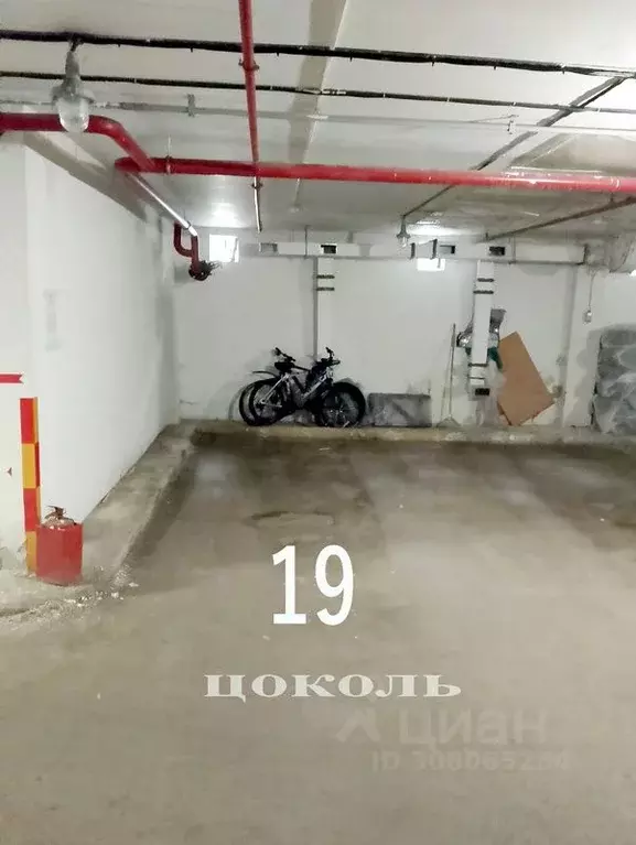 Гараж в Москва ул. 10-я Соколиной Горы, 4 (17 м) - Фото 1