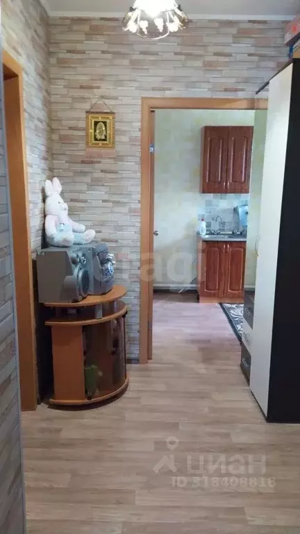 Дом в Омская область, Нововаршавка рп ул. 3-я Озерная, 41 (49 м) - Фото 0