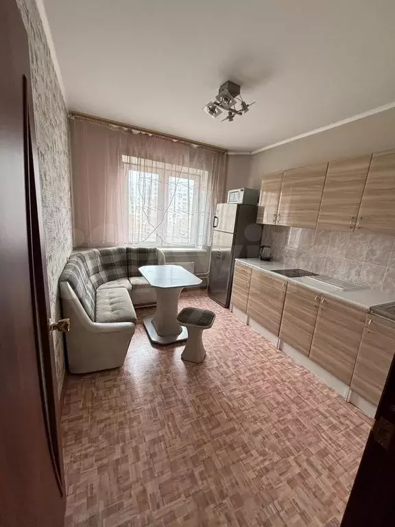 1-к. квартира, 43 м, 5/10 эт. - Фото 1