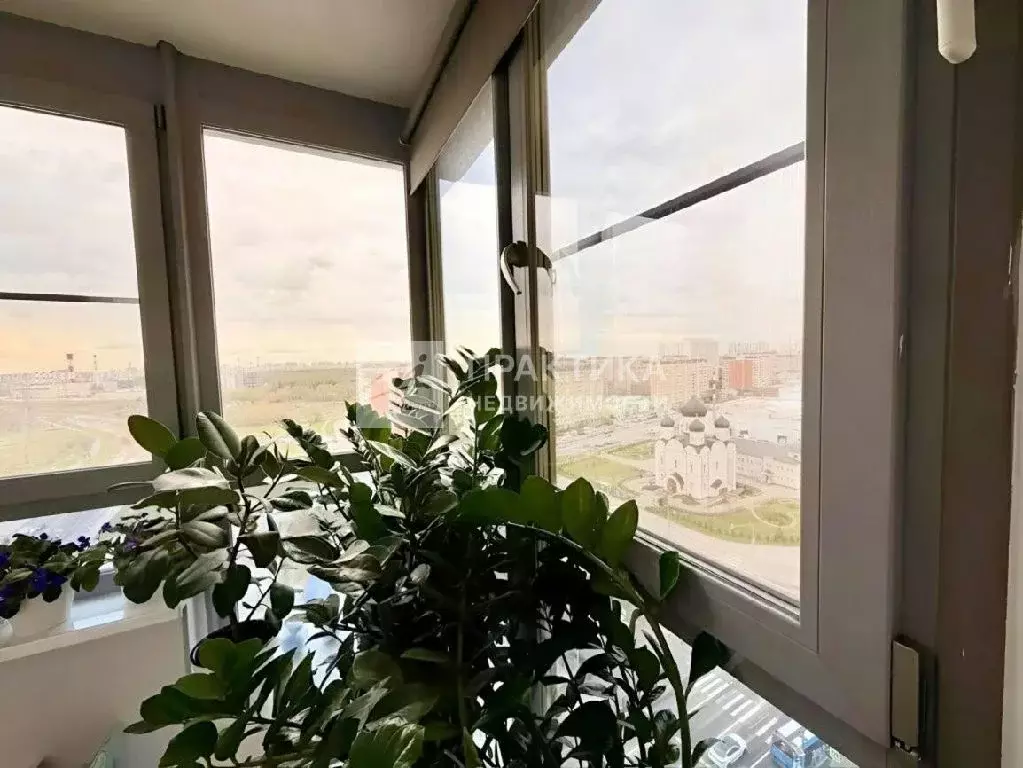 Продается 3-комнатная квартира - Фото 1