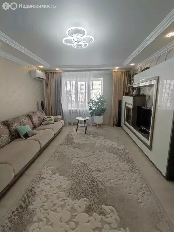 3-комнатная квартира: Воронеж, улица Академика Конопатова, 11 (99 м) - Фото 2