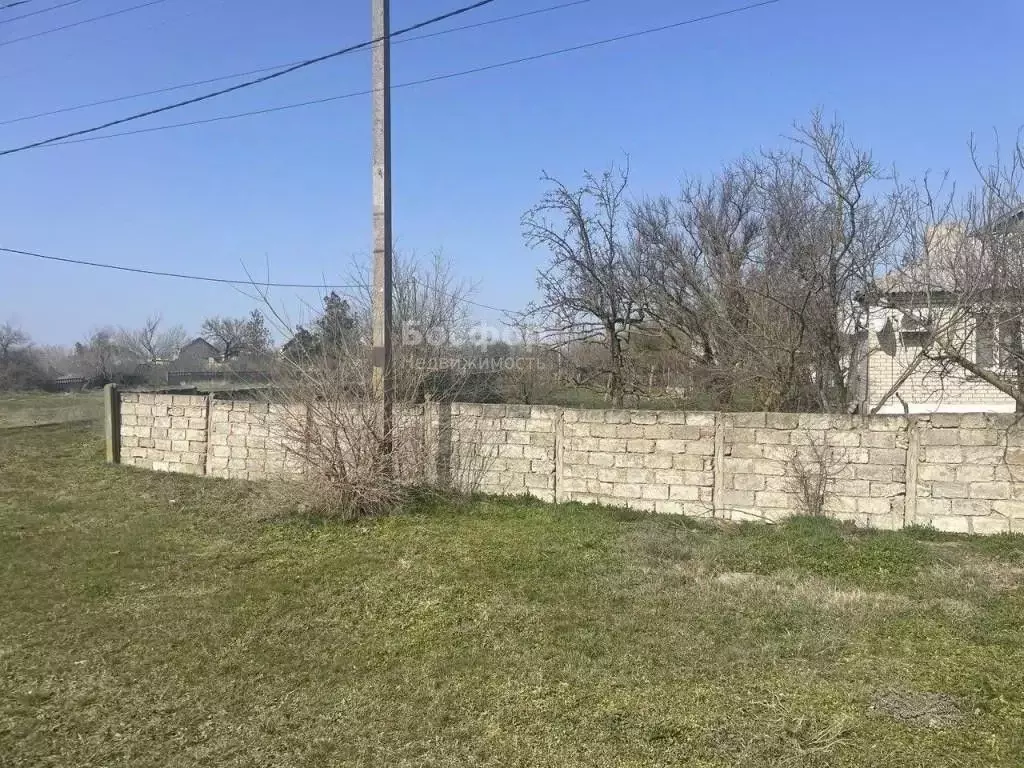 Участок в Крым, Ленинский район, с. Семисотка ул. Южная (10.0 сот.) - Фото 2