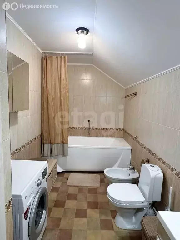 Дом в село Ивановка, Студенческая улица (206.2 м) - Фото 2