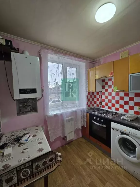 2-к кв. Севастополь, Севастополь, Балаклава г. ул. Морской Пехоты, 18 ... - Фото 2