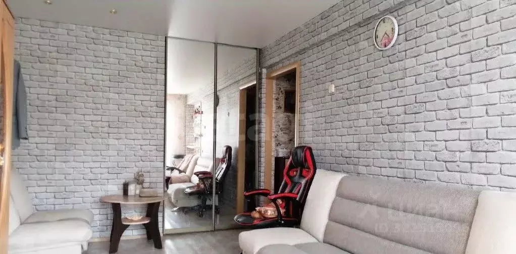 3-к кв. Вологодская область, Сокол пер. Островского, 38 (48.3 м) - Фото 0