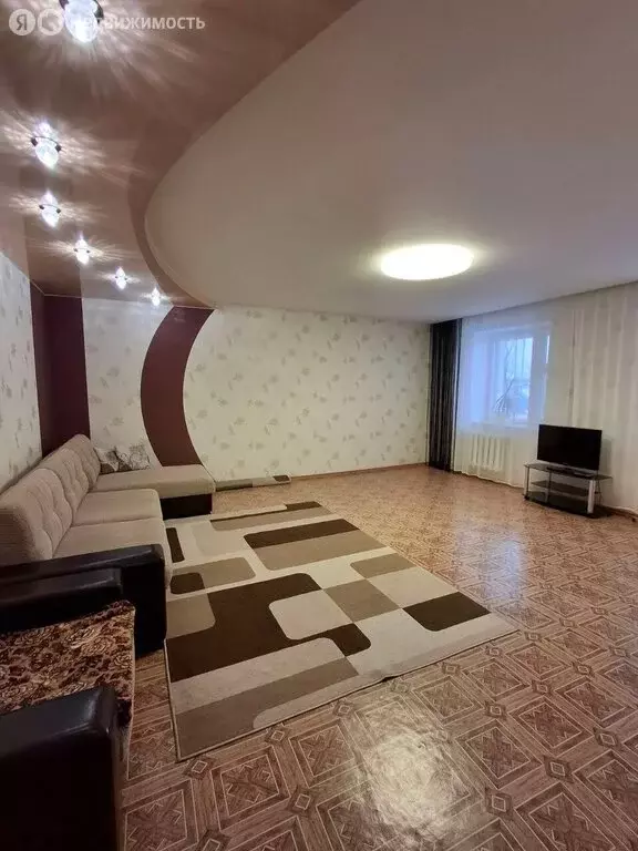 4-комнатная квартира: Стерлитамак, улица Гоголя, 101 (125.6 м) - Фото 1