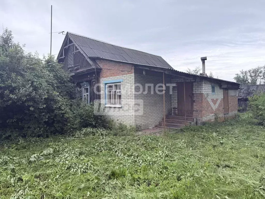 Дом в Пензенская область, Кузнецк Октябрьская ул., 43 (40 м) - Фото 1