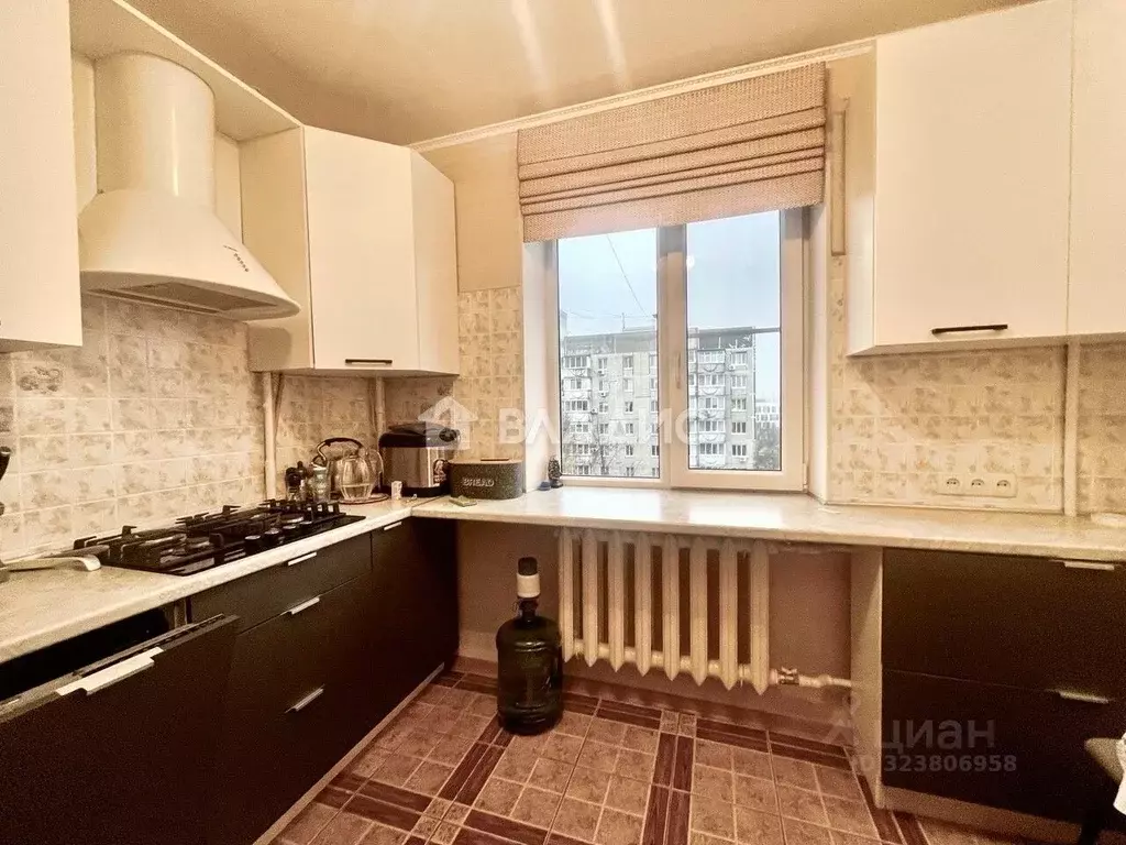 4-к кв. Белгородская область, Белгород ул. Щорса, 45а (82.9 м) - Фото 2