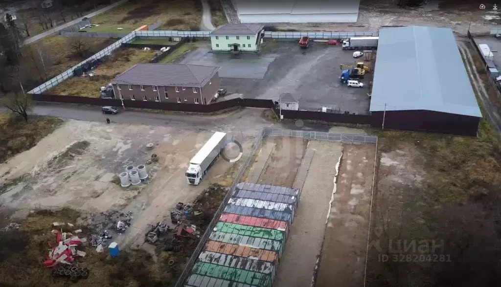 Склад в Калужская область, Боровский муниципальный округ, д. Шилово ... - Фото 1