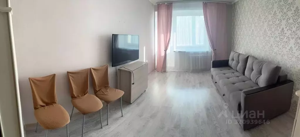 2-к кв. Тюменская область, Тюмень Ялуторовская ул., 27 (48.0 м) - Фото 1