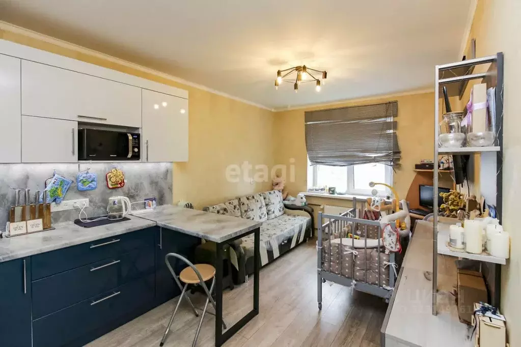 1-к кв. Тюменская область, Тюмень Интернациональная ул., 199к3 (43.0 ... - Фото 1