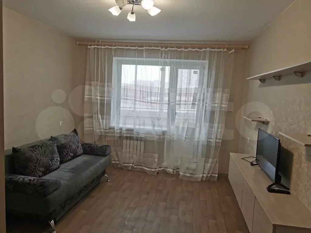 1-к. квартира, 38 м, 7/10 эт. - Фото 0