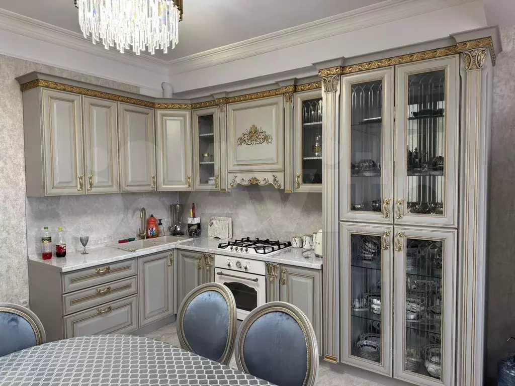 2-к. квартира, 90 м, 9/10 эт. - Фото 0