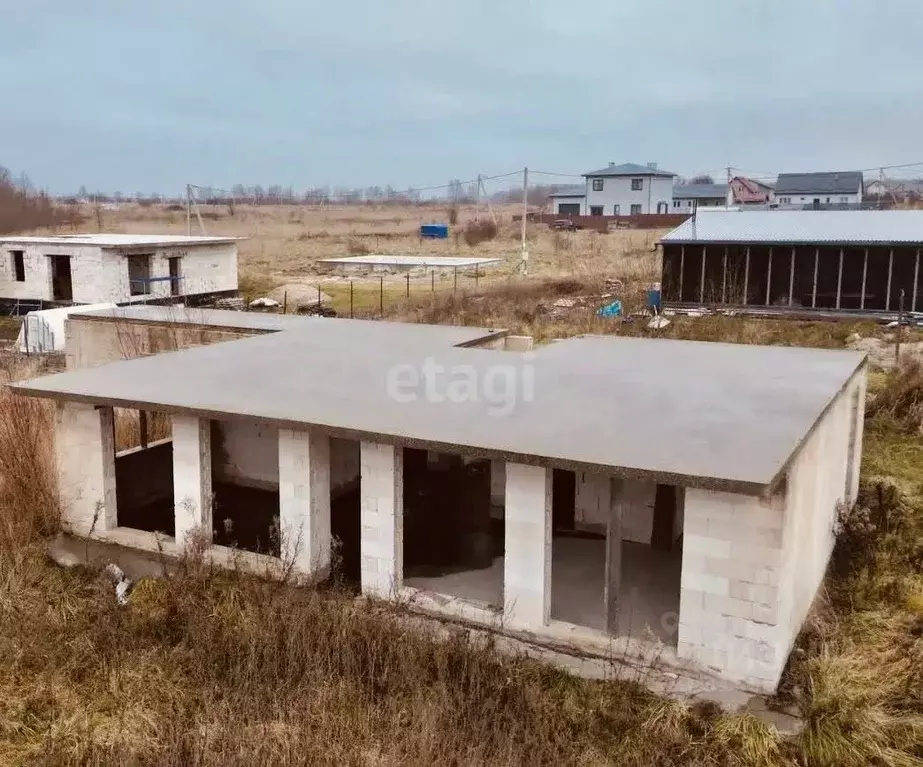 Дом в Калининградская область, Гурьевский муниципальный округ, пос. ... - Фото 0