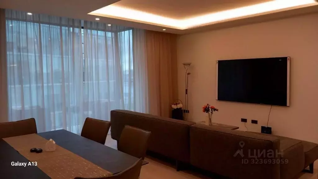 2-к кв. Саратовская область, Саратов Славянская пл., 2 (60.0 м) - Фото 1