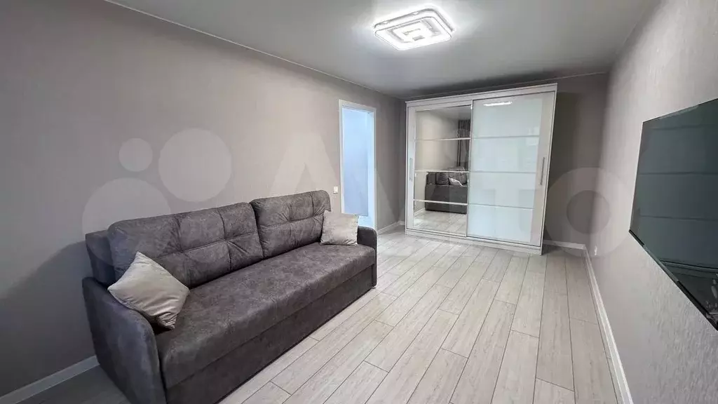 1-к. квартира, 35 м, 4/7 эт. - Фото 1