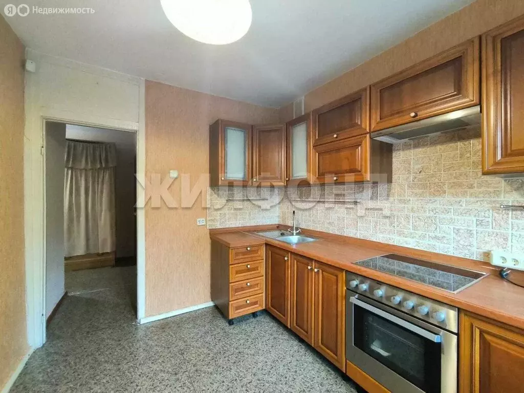 2-комнатная квартира: Новосибирск, улица Кошурникова, 10 (53 м) - Фото 1