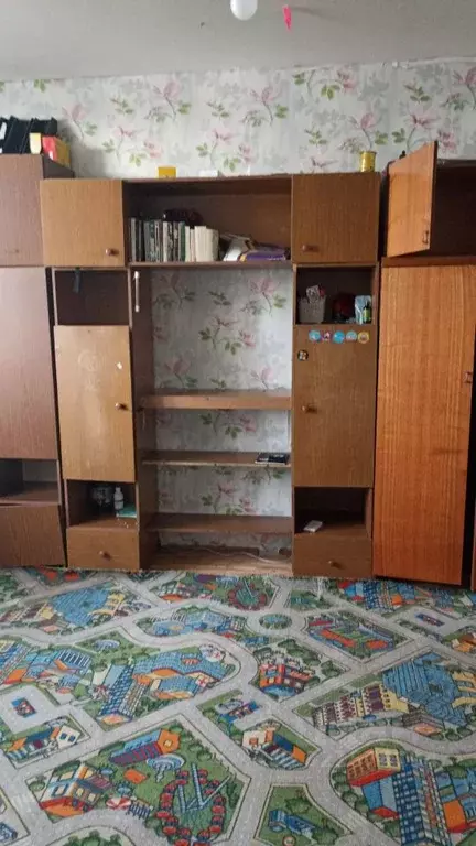 Комната Свердловская область, Екатеринбург ул. Билимбаевская, 35 (15.0 ... - Фото 1