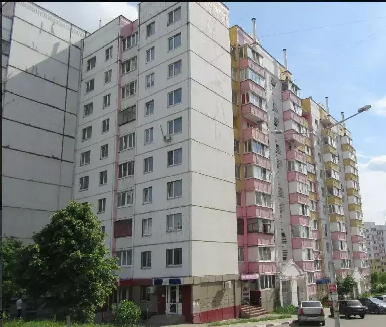 3-к кв. Белгородская область, Белгород ул. Есенина, 44 (73.0 м) - Фото 1