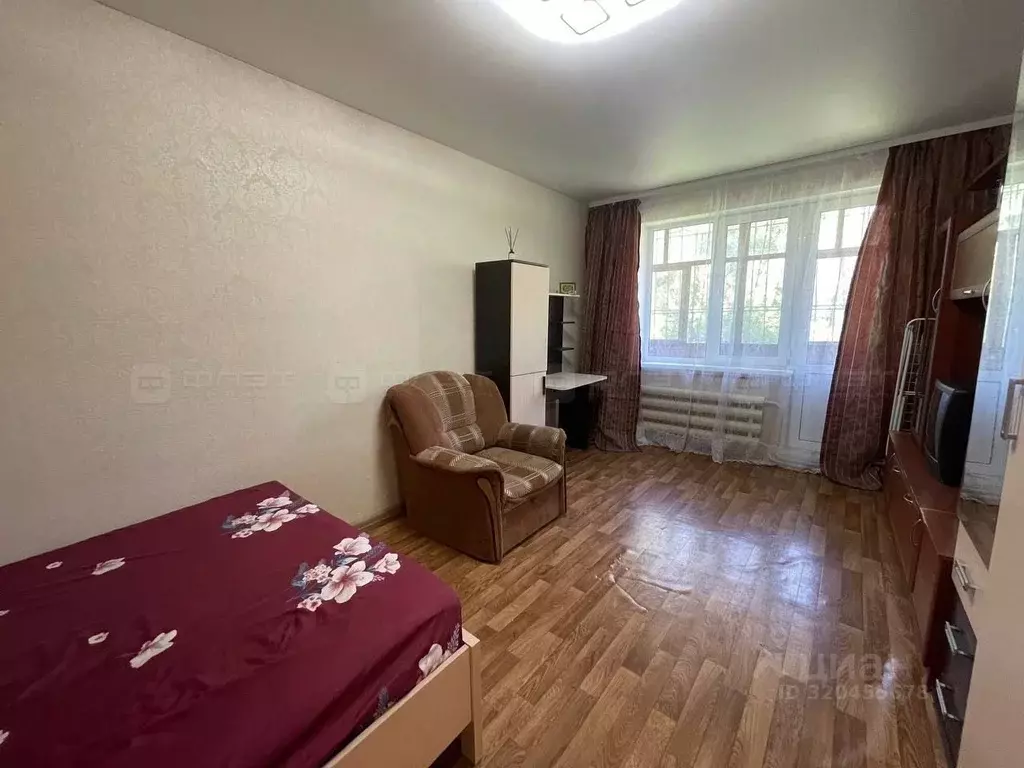 1-к кв. Татарстан, Казань ул. Адоратского, 47 (33.0 м) - Фото 0