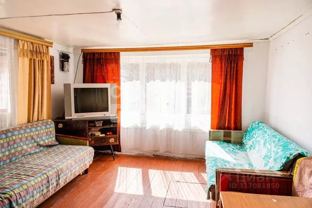 Дом в Челябинская область, Верхний Уфалей ул. Бакальская (31 м) - Фото 1