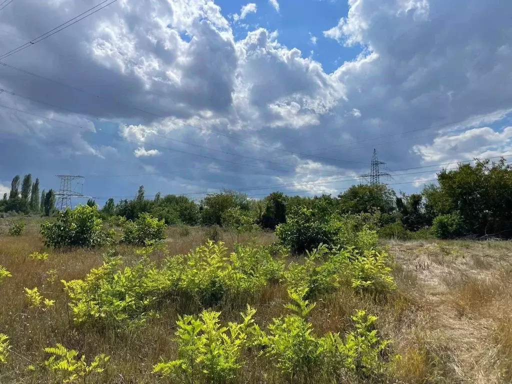 Участок в Крым, Кировский район, Первомайское с/пос, с. Жемчужина ... - Фото 1