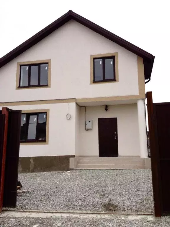 Дом в Краснодарский край, Краснодар пос. Знаменский, ул. Виноградная ... - Фото 0