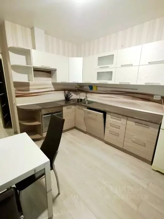 1-к кв. Омская область, Омск ул. Крупской, 13А (37.6 м) - Фото 0