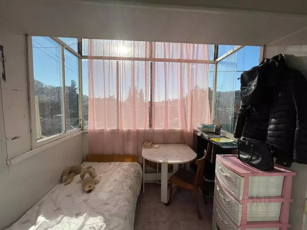 1-к кв. Краснодарский край, Сочи КСМ мкр, ул. Труда, 4 (30.0 м) - Фото 1