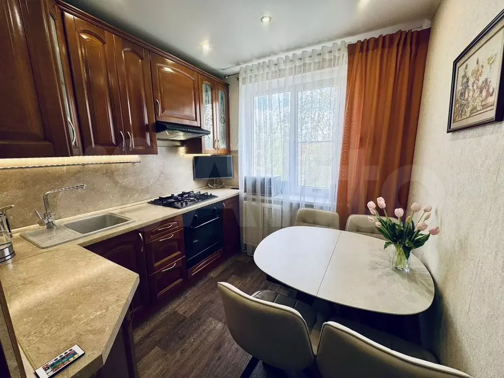 2-к. квартира, 47 м, 5/5 эт. - Фото 0