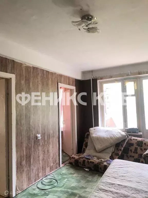 Продаётся 4-к квартира, 60 м - Фото 0