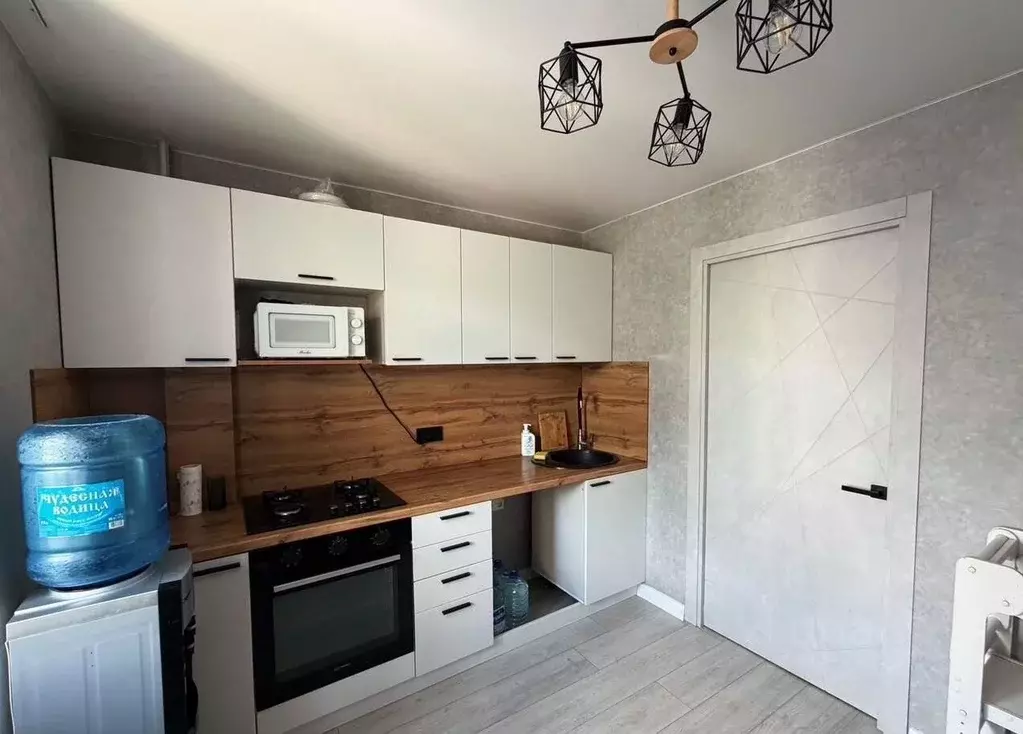 2-к кв. Крым, Симферополь ул. Поповкина, 55 (63.9 м) - Фото 1