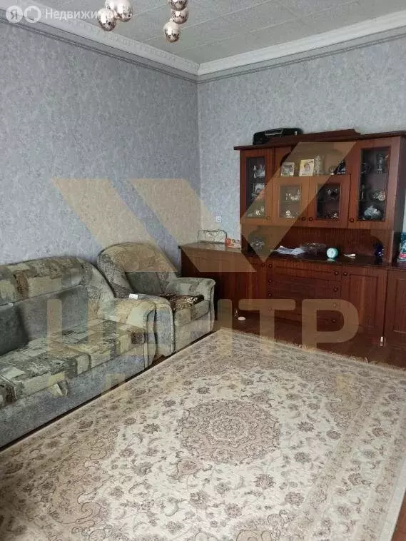 3-комнатная квартира: Рубцовск, улица Калинина, 14 (64.7 м) - Фото 1