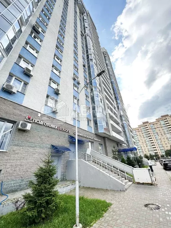 Помещение свободного назначения в Московская область, Химки Молодежная ... - Фото 2
