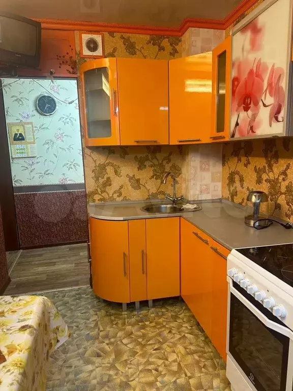 3-к. квартира, 65 м, 4/9 эт. - Фото 0