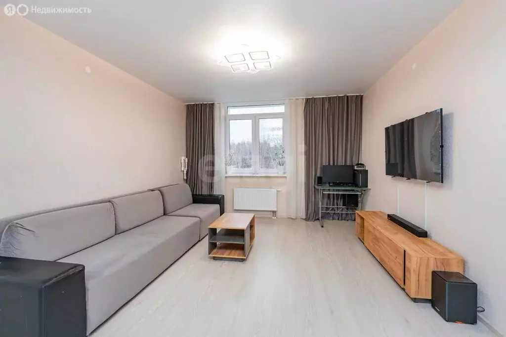 2-комнатная квартира: Пермь, Лобвинская улица, 33 (55.5 м) - Фото 2