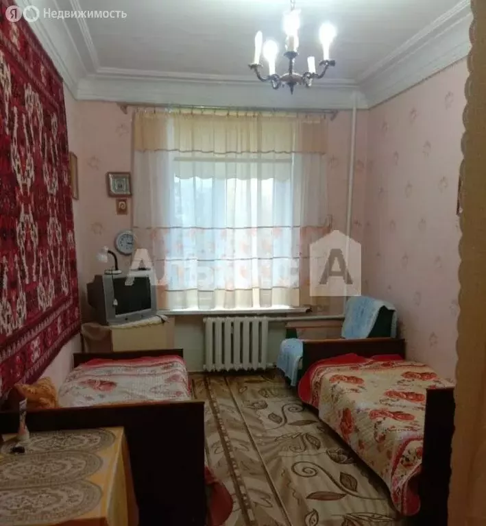 2-комнатная квартира: Каменск-Шахтинский, улица Ворошилова, 6 (55.2 м) - Фото 2