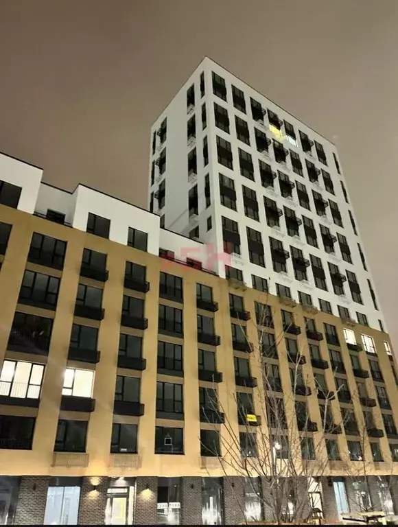 Торговая площадь в Тюменская область, Тюмень ул. Василия Подшибякина, ... - Фото 1